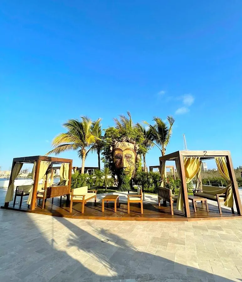 Lujoso Y Exclusivo Condominio Marina Platino Plus I Mazatlán 0*,  México